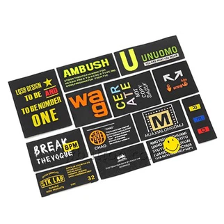 काले बुने हुए कपड़ों का गर्दन लेबल