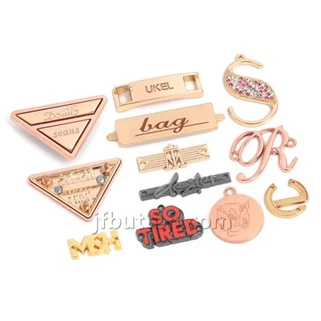 कपड़ों के लिए धातु लेबल